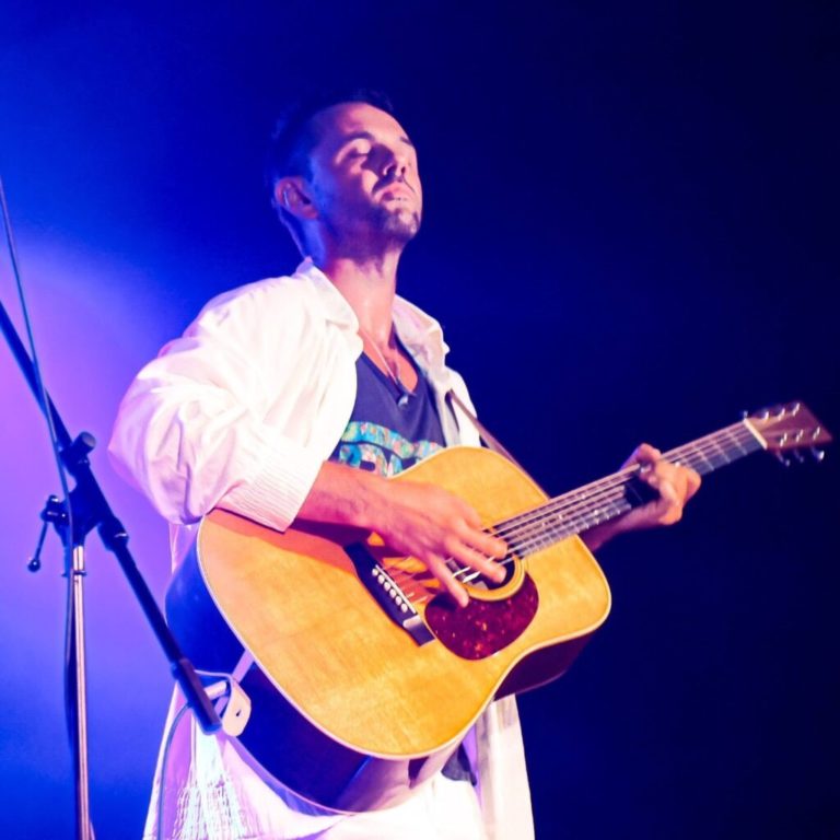 Folk Rock Artist Kentucky Sounds Alarm With “Born American” Single