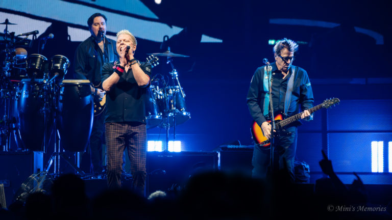 Photo Gallery: The Offspring and Bad Religion at Toronto’s TD Coliseum on February 13, 2026