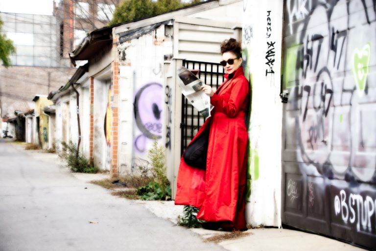 Holly Cole Brings ‘Dark Moon’ To Toronto And New York City With Two Landmark Performances