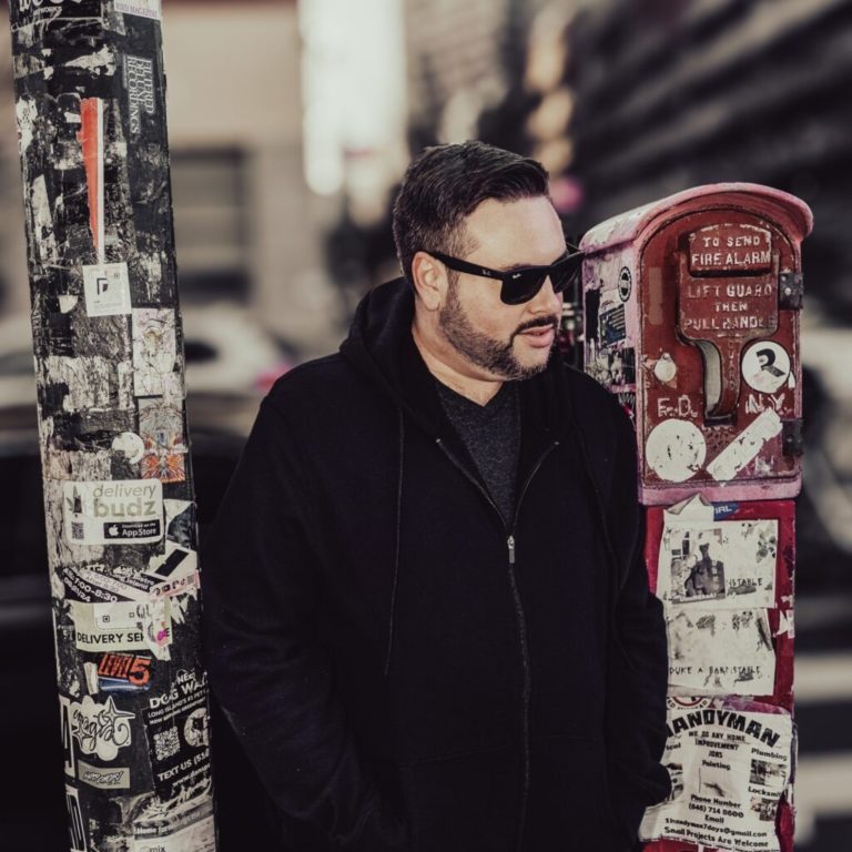 geless Releases Introspective EP ‘Different Scenery’