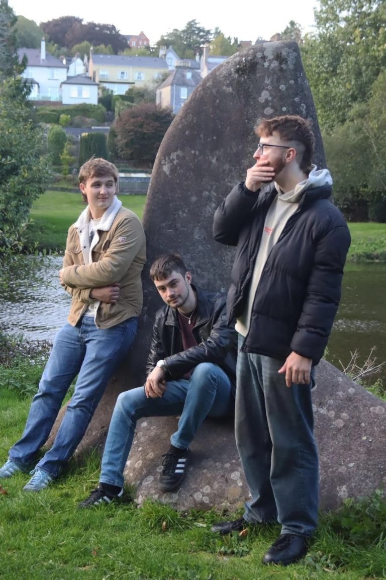 Cork Trio Ash Red Drop Debut Album ‘The Foreign Game’ Via Blowtorch Records