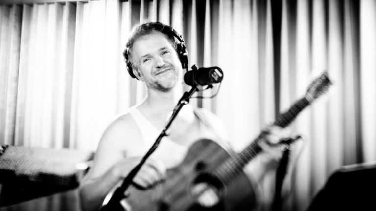 Luke Concannon Releases ‘Midnight Bloom’ And Announces Special Nizlopi Show