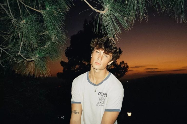 Kevian Kraemer Releases “you woke me up” Via Atlantic Records