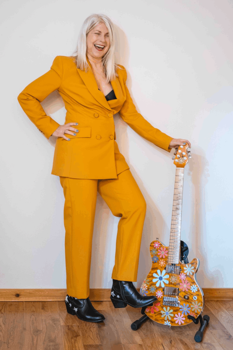 Portland Blues-Rock Singer and Guitarist Kathryn Grimm Releases Confident New Single “Treat Me Like Gold”