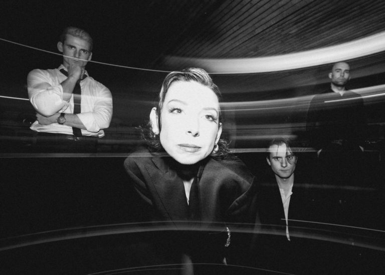 Dublin Alt-Pop Band Soda Blonde Release “Suit & Tie” and Announce First-Ever North America Tour