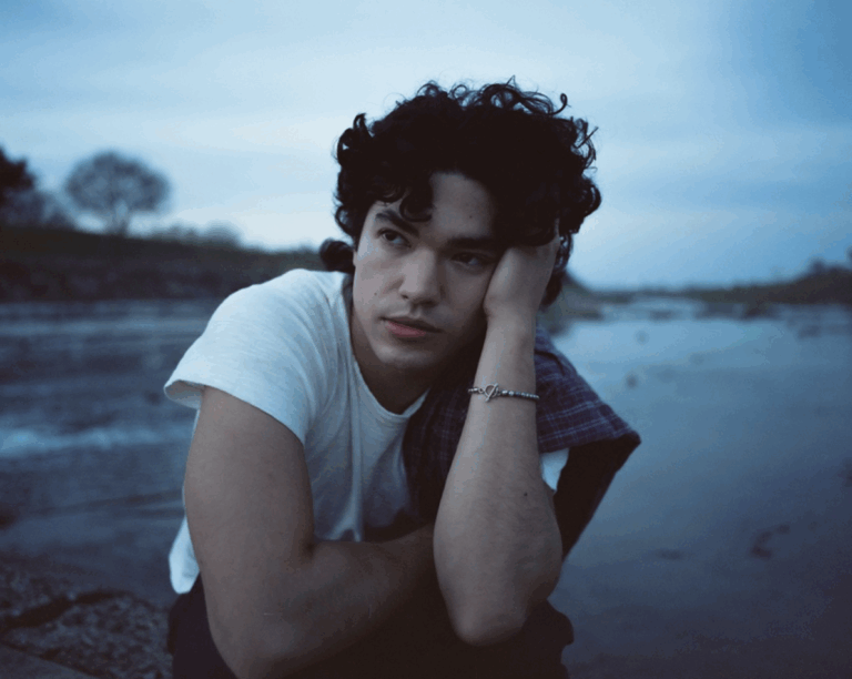 Conan Gray Releases “The Best” and Announces ‘Wishbone Deluxe’ Arriving April 24