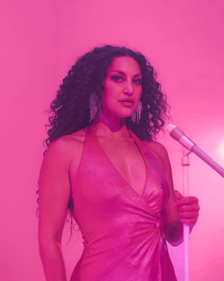 R&B Pop Songstress Sophia Galaté Launches “For My Own Entertainment, And Yours Too” Tour