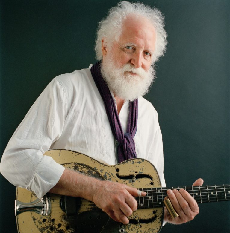 Canadian Folk Legend Ken Whiteley Releases His 37th Album ‘Keep Going’