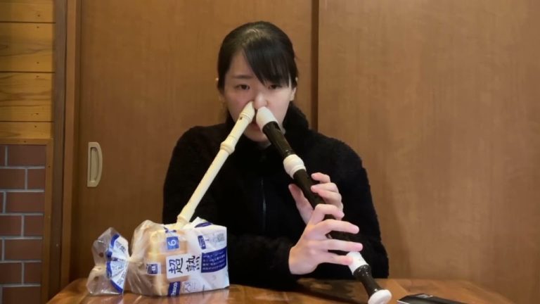 Japanese Musician haruka_2go Plays Two Recorders At Once Using Mouth And Nose