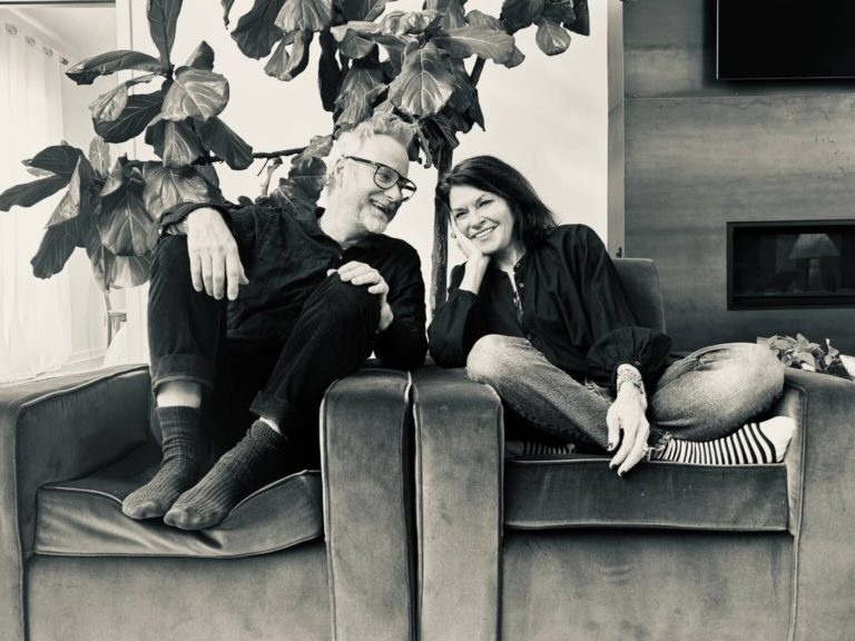 Matt Berninger And Rosanne Cash Cover The Velvet Underground Classic “Who Loves The Sun” For Hulu Series ‘Sunny Nights’