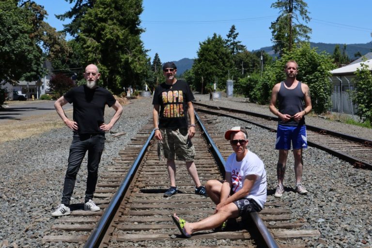 EMF Are Back in North America and “Unbelievable” Is on the Setlist