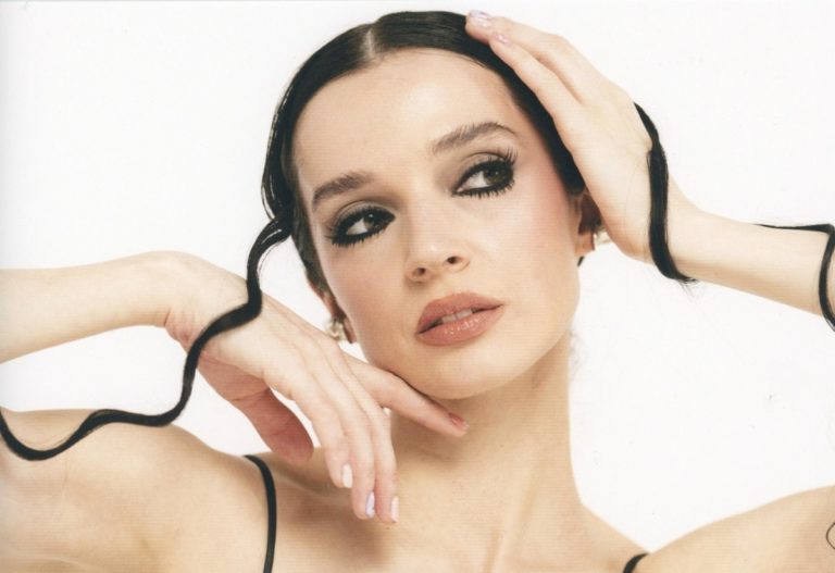 Alt-Pop Shape-Shifter Poppy Unleashes ‘Empty Hands’ Album Packed With Metal Edge And Pop Hooks