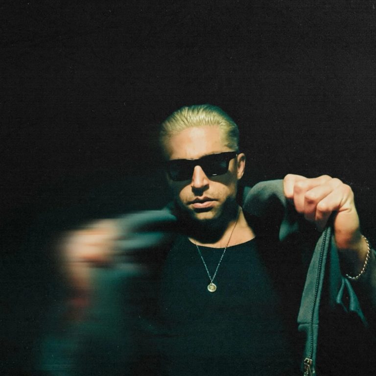 Queens of the Stone Age Bassist Michael Shuman Gives Jennifer Paige’s “Crush” a Dark, Cinematic GLU Makeover