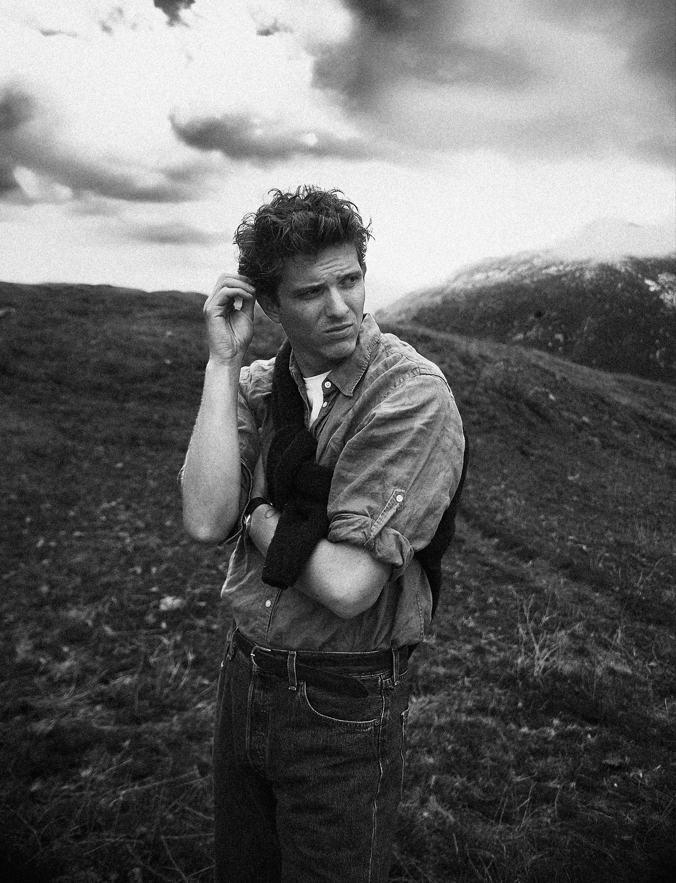 Swedish Singer-Songwriter Boy In Space Returns With “Who’s Crying When I’m Leaving?” and a Debut Album on the Way