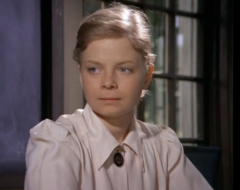 Mariclare Costello, Beloved Actress of “The Waltons” and Cult Horror Classic, Dies at 90