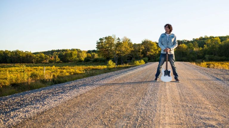 Award-Winning Canadian Singer-Songwriter Jon Mullane Releases New EP ‘The Road’