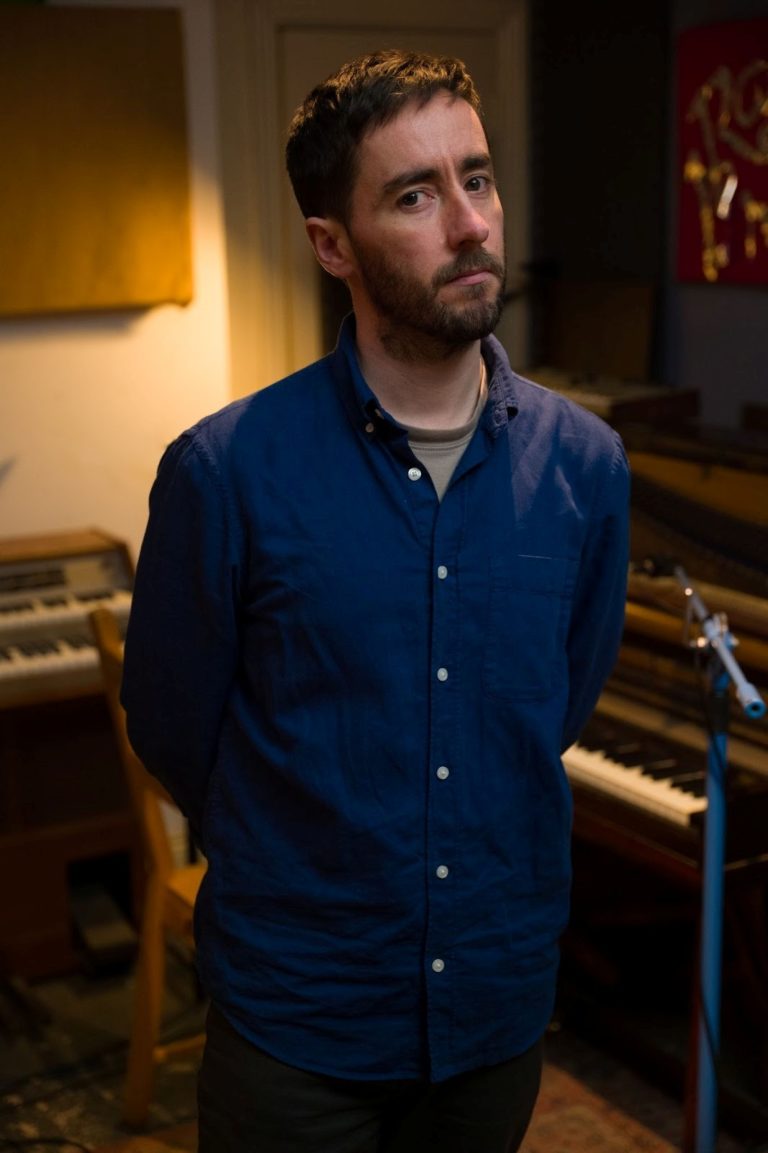 Irish Alt-Rock Songwriter Whozyerman? Drifts Back to Teenage Boredom on Nostalgic New Single ‘Miles Away’