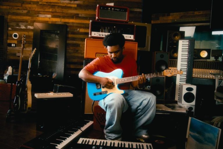 Tenroc Releases Soul-Stirring New Single “Call My Name (YHWH)” Ahead of Debut Album