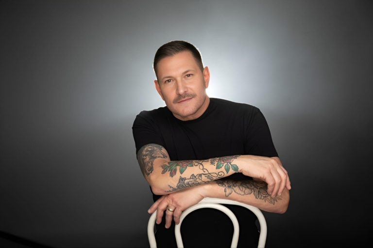 Country Legend Ty Herndon Holds Nothing Back in Powerful New Memoir ‘What Mattered Most’