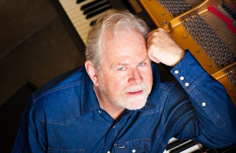 Philip Aaberg, Montana Pianist Who Turned a Landscape Into Music, Dies at 77