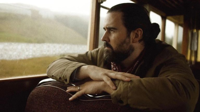 Donegal Singer-Songwriter Seán Feeny Charts Migration, Memory, and Belonging on Debut Album “Galactic Tides”