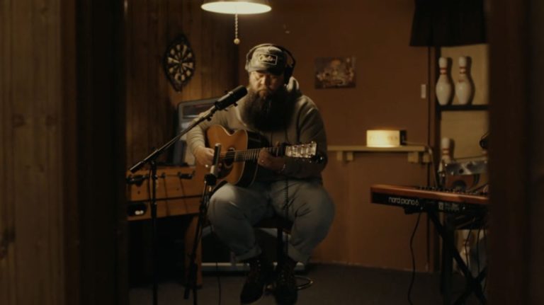 Larry Fleet Takes His “Live From a Bar Stool” Series Back to the Studio With “Baseball on the Radio”