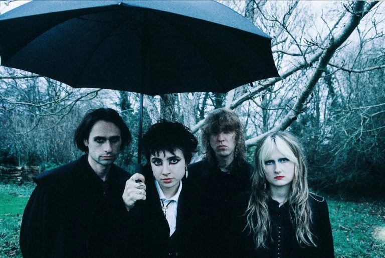 London Post-Punk Newcomers Mouth Ulcers Sign to LAB Records and Drop Atmospheric Single “Prevail”