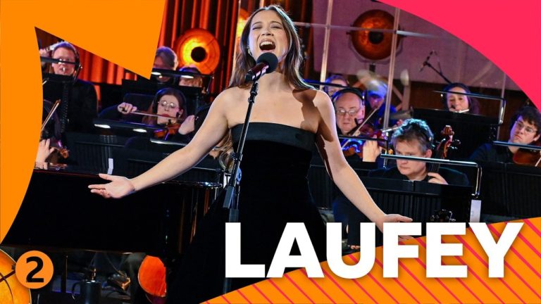 Video: Laufey Brings Joni Mitchell’s “Both Sides Now” to Life With the BBC Concert Orchestra in Stunning Piano Room Session