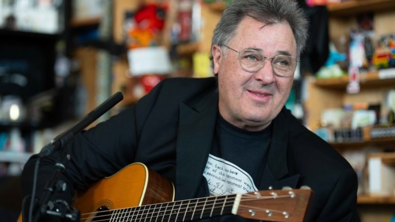Vince Gill Delivers a Career-Spanning Tiny Desk Concert That Earns Every Emotion It Asks For
