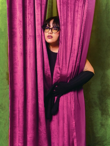 Chicago’s Sparklmami Turns a Bolero Into a Letter to Her Mother on the Stunning New Single “quisiera”