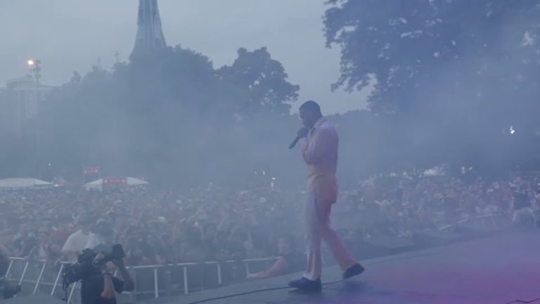Video: Toro y Moi Delivered a Sun-Drenched Set at the 2022 Pitchfork Music Festival