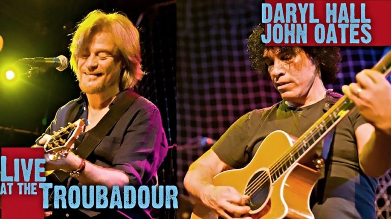 Daryl Hall and John Oates’ 2008 Troubadour Show Gets a Stunning Restoration and It Holds Up Completely