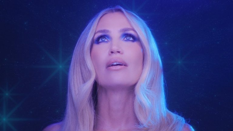 Pop Icon Willa Ford Makes a Stunning Return With Pet Sounds-Inspired Single “Carousel”