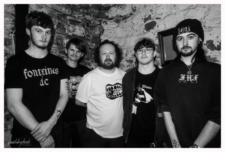 Post-Punk Collective Bad Mothers Union Unleash Hypnotic New Single ‘Cut in Half’ and Debut Album ‘Sore Losers’
