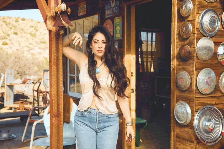 Roots-Rock Singer-Songwriter Sheva Elliot Chases Desire On New Single “Birds of a Feather”