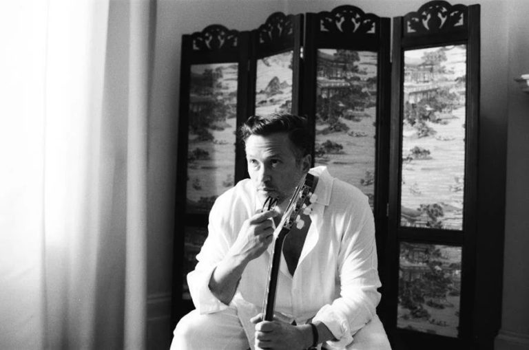London Jazz Guitarist Robin Katz Pairs Nylon Strings and Hammond Organ on ‘Hypnos’