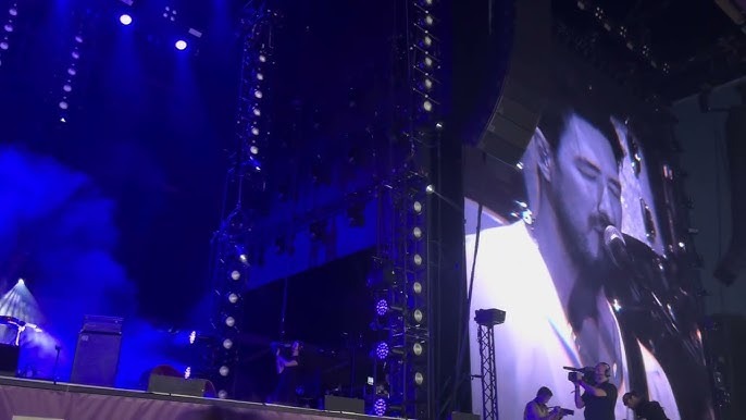 Video: Mumford & Sons Turn A Berlin Festival Field Into A Singalong At Lollapalooza 2023