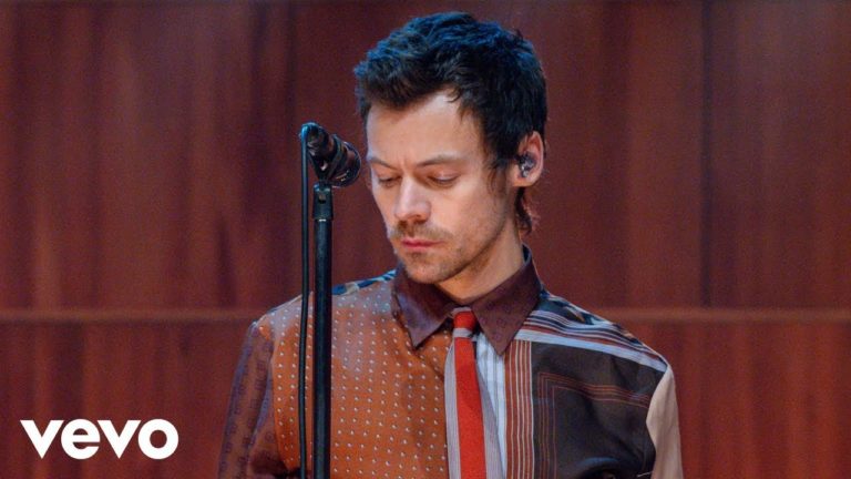 Video: Harry Styles Brings His Spellbinding New Single “Aperture” To The Live Lounge