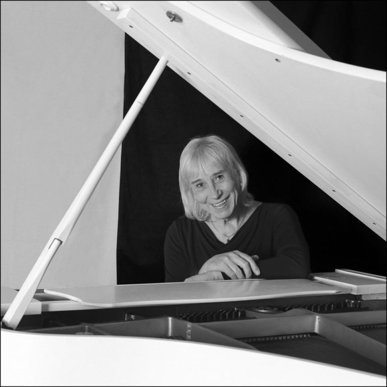Dee Palmer, Jethro Tull Arranger and Composer, Dies at 88