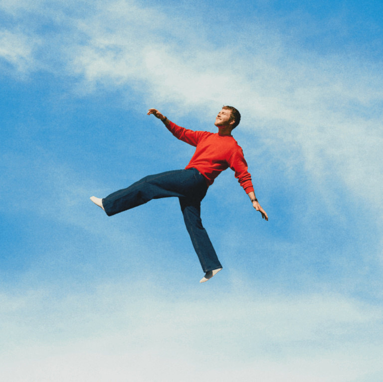 Alex Warren Announces Sophomore Album ‘Wildchild’ And Drops Brilliant New Single “Passenger”