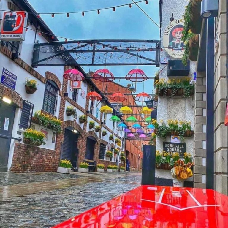 The Best Live Music Pubs in Belfast Right Now