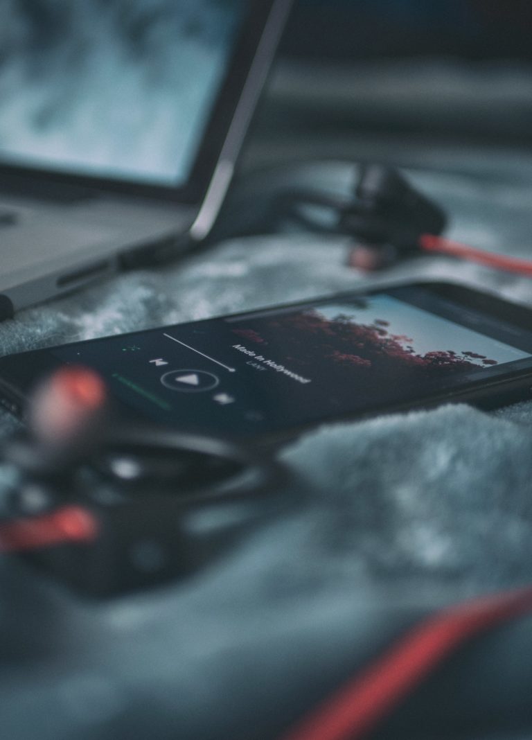 What to Put on Your Electronic Press Kit